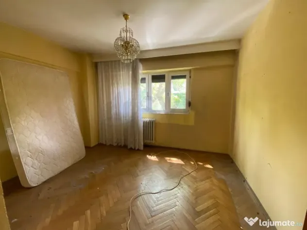 Apartament 4 camere Titulescu Investitie