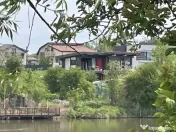 Vila 5 camere HUF Haus Balotesti vedere lac 