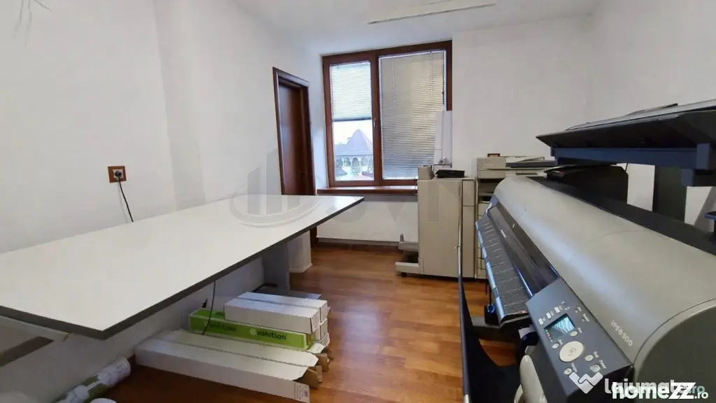 Triplex - 6 camere I Terasa 75 mp I View Superb I De vanzare