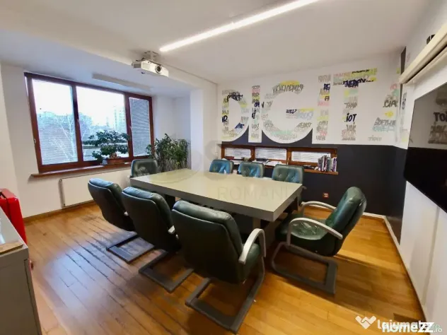 Triplex - 6 camere I Terasa 75 mp I View Superb I De vanzare