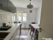 Aviatiei - apartament 3 camere cu centrala proprie