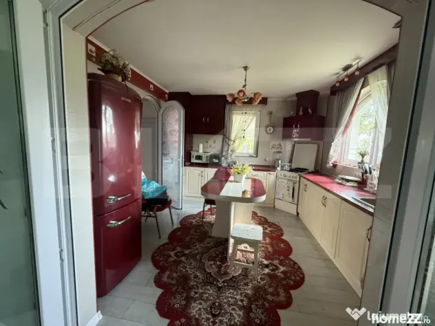 Casă superbă în Mărginenii de Sus –