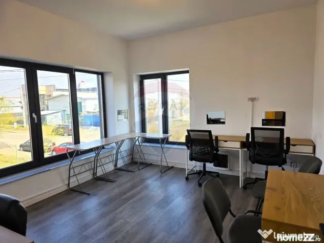 Casă / Vilă din 2024 de vânzare în zona Micro 14