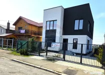 Casă / Vilă din 2024 de vânzare în zona Micro 14