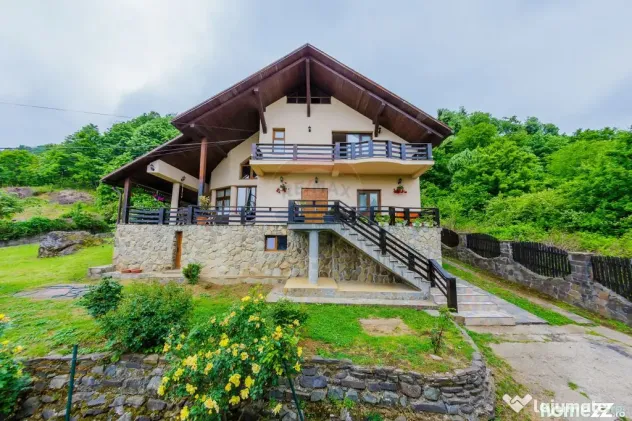 Casa De Vanzare-CEA MAI FRUMOASA PRIVELISTE SPRE BAIA MARE - Baia Mare (Maramures)