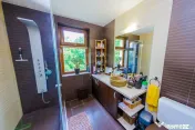 Casa De Vanzare-CEA MAI FRUMOASA PRIVELISTE SPRE BAIA MARE 
