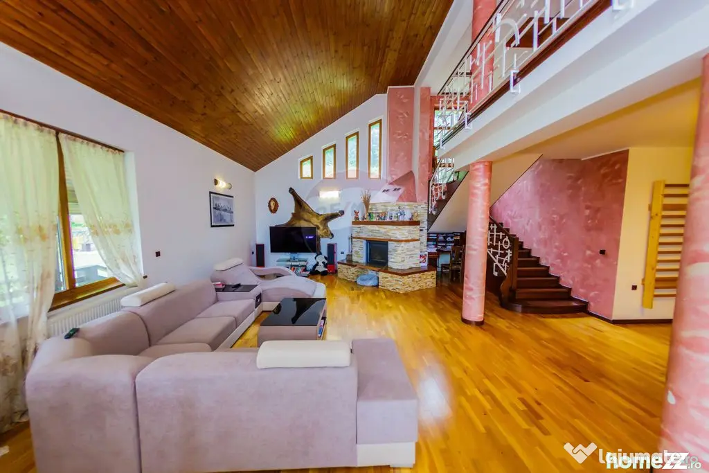 Casa De Vanzare-CEA MAI FRUMOASA PRIVELISTE SPRE BAIA MARE