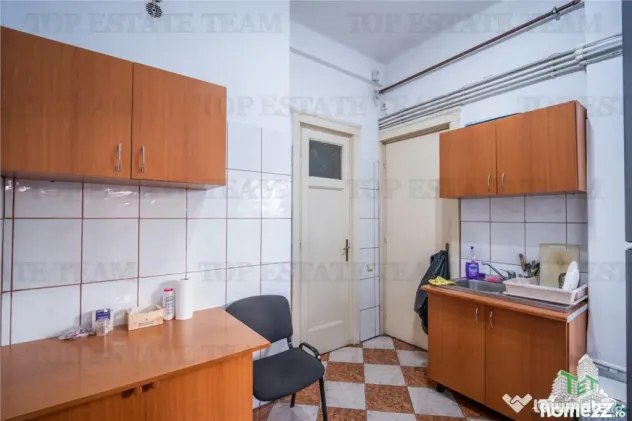 Proprietate interbelica emblematica | Etaj integral in vila