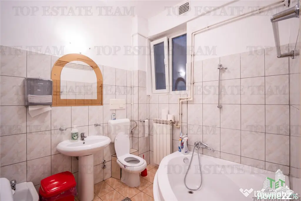 Proprietate interbelica emblematica | Etaj integral in vila