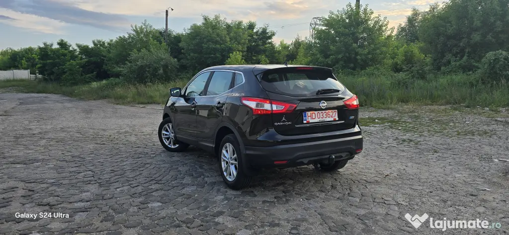 Nissan Qashqai / 2015 / 1,5 Dci / 110 cp / Clima / Navi / Pilot / Camera / Ledur