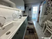 Apartament cu 4 camere decomandate, 2 bai, 2 balcoane, 76mp,