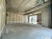 Spatiu Comercial cu Terasa l Ideal pentru Cafenea Boutiqu... 