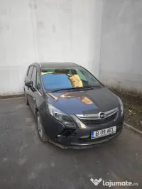Opel Zafira Tourer 2015 