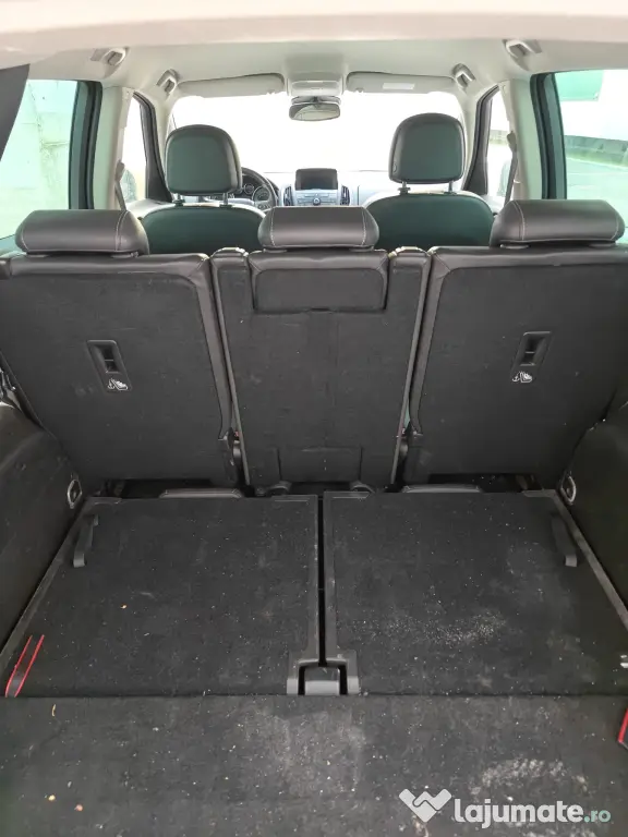 Opel Zafira Tourer 2015
