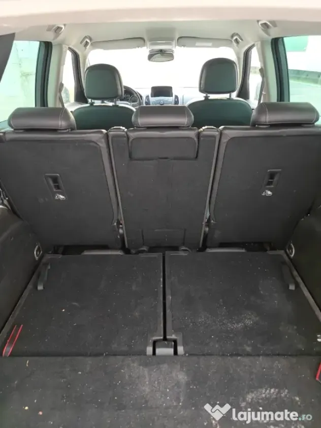 Opel Zafira Tourer 2015