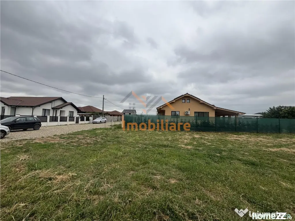 TEREN INTRAVILAN | 454 MP | DUBLU FRONT | TOATE UTILITATILE - Santandrei (Bihor)