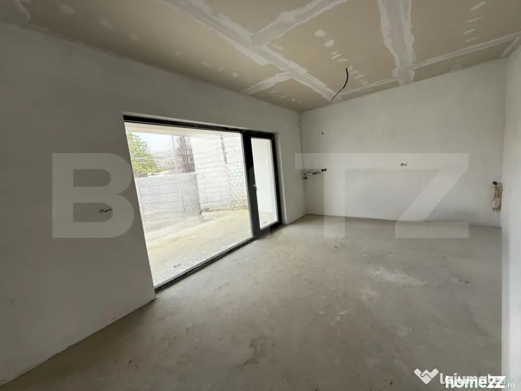 Casă semifinisată 4 camere, 105 mp, zona Odoreu - Odoreu (Satu-Mare)