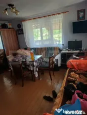 Casa de vanzare, recent renovata, intr o zona linistita. 