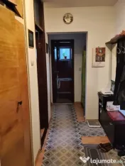 Apartament 2 camere Racadau-intrare,2 balcoane,135000 Euro 