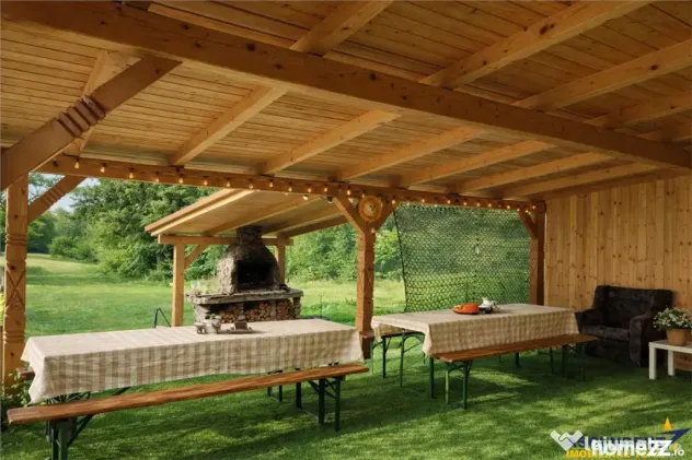 FILM!Resedinte montane,mobilate,echipate, jacuzzi,piscina,pr