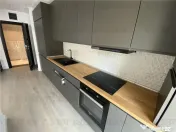 Apartament cu 3 camere de in Piata Victoriei