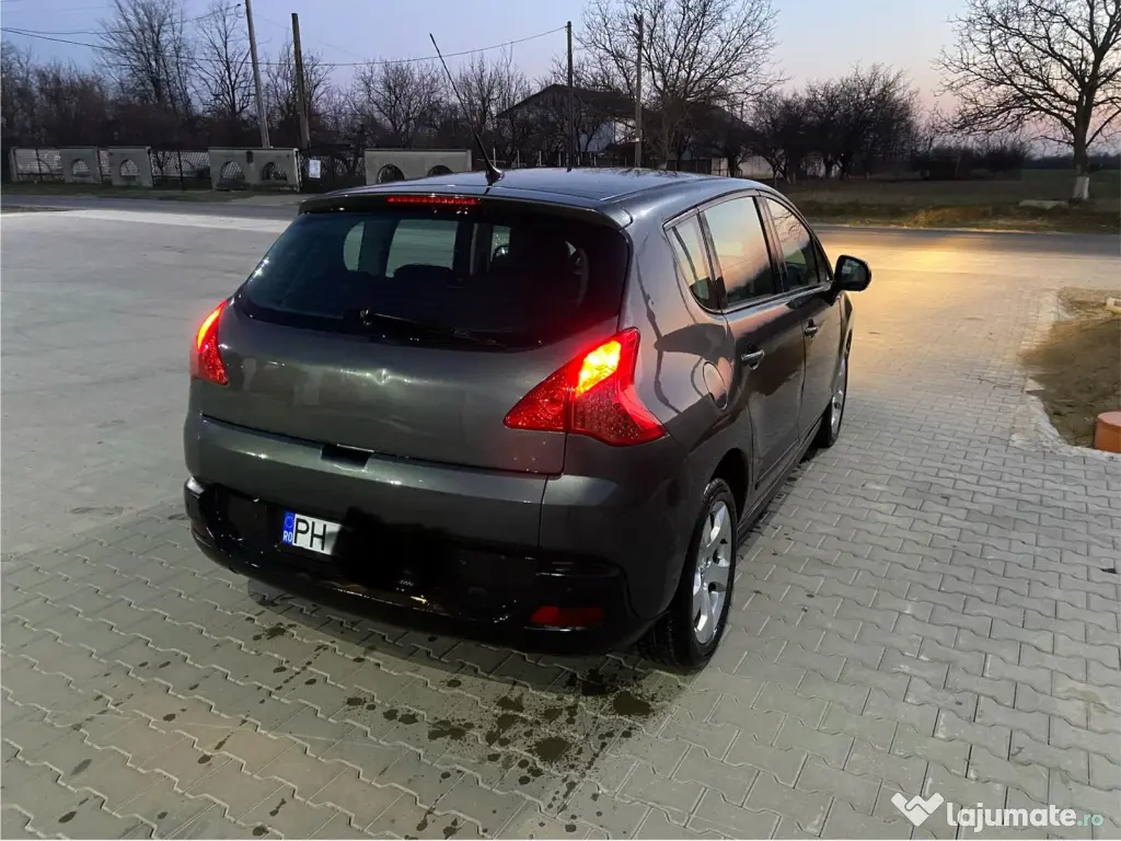 Peugeot 3008 2011