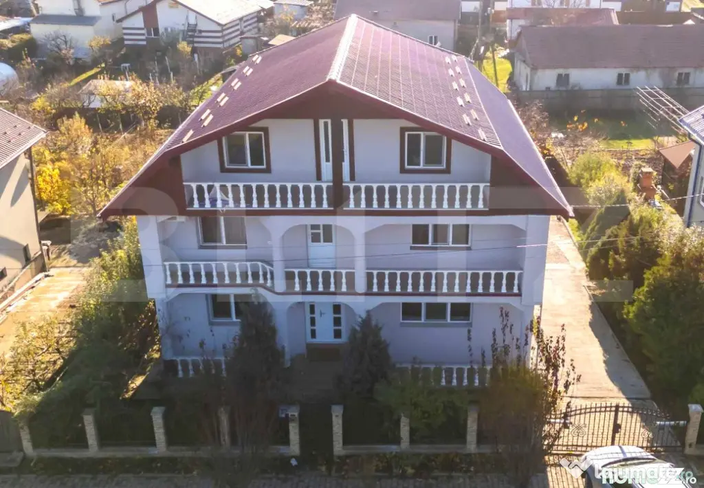 Casă cu 2 apartamente, mansardă și teren 1000 mp – Tom