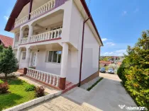 Casă cu 2 apartamente, mansardă și teren 1000 mp – Tom