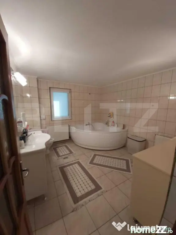 Casă cu 2 apartamente, mansardă și teren 1000 mp – Tom