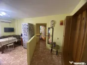 Ap. de vânzare , 2 cam. decomandate, central