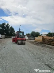Închiriez utilaje constructii 