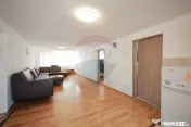 Casă cu 5 camere de vânzare în Sânmartin – Cartier ... 