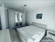 Apartament 2 camere, decomandat - zona Tractorul 
