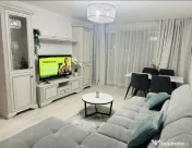 Apartament 2 camere, decomandat - zona Tractorul 