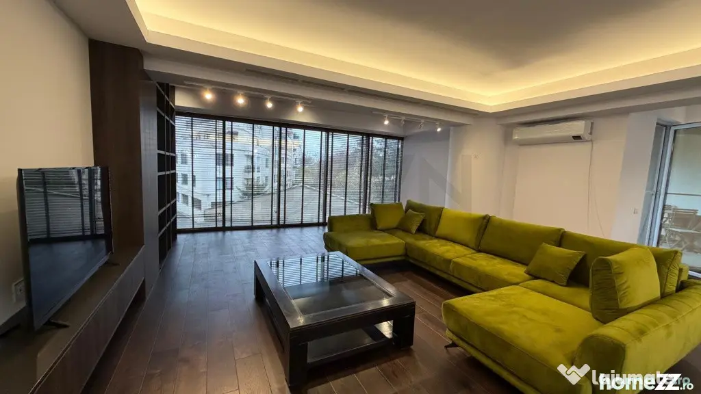 Apartament 4 camere Herastrau