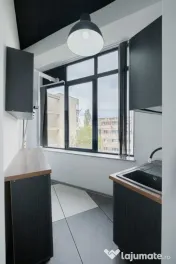 Spatiu comercial - zona Brotacei