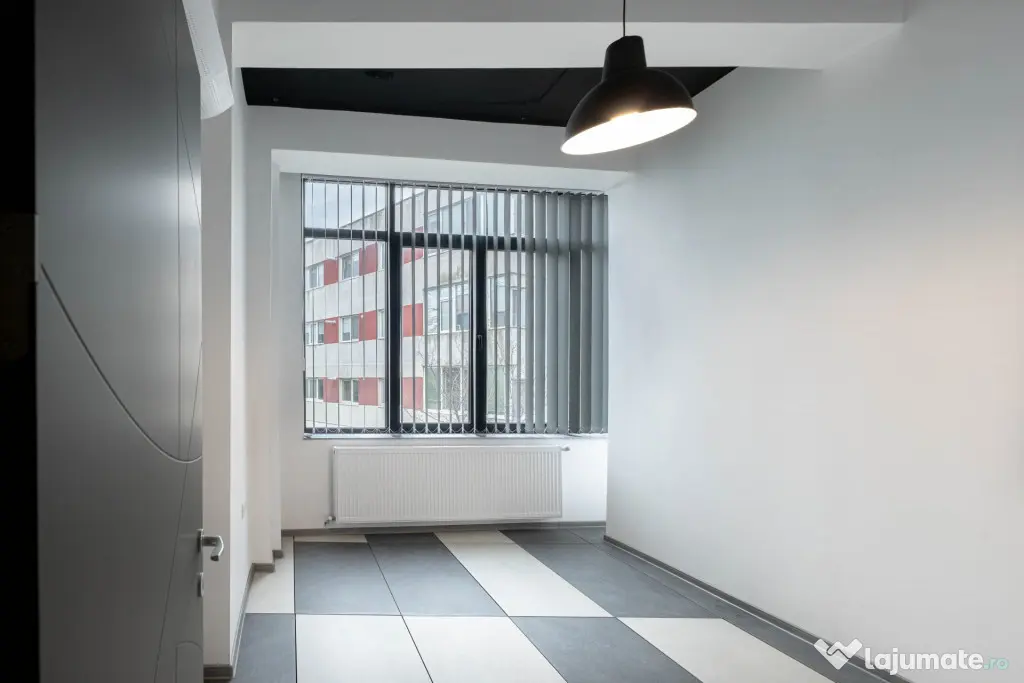 Spatiu comercial - zona Brotacei