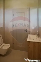 Spațiu versatil în bloc nou-perfect pentru birou, cabin... 