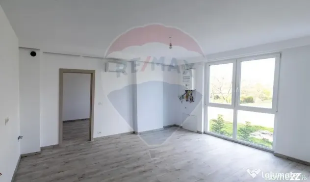 Spațiu versatil în bloc nou-perfect pentru birou, cabin...