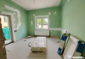 Proprietate, 75 mp, piscină, beci și 2 garaje, zona Centra