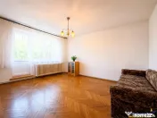 Decomandat pe 3 camere, locatie favorabila, Simeria, Sfantu