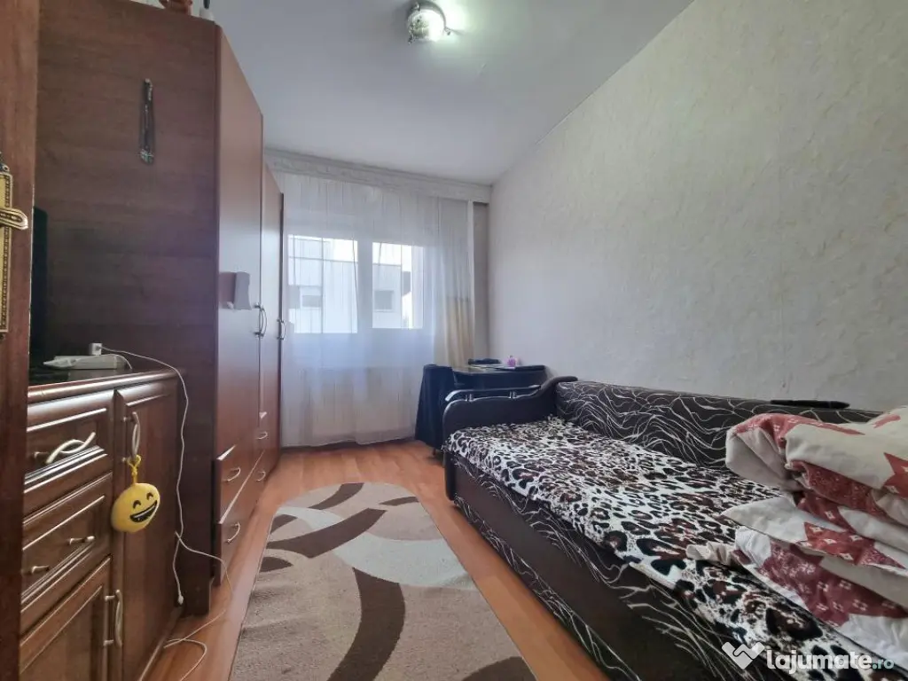 Mioriței, colț cu Banca Națională- Apartament 3 camere d