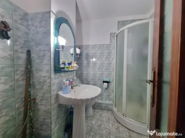 Mioriței, colț cu Banca Națională- Apartament 3 camere d