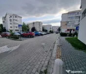 Mioriței, colț cu Banca Națională- Apartament 3 camere d 