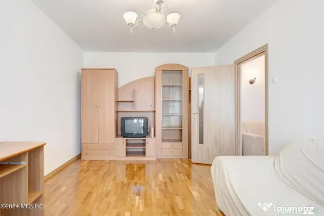 Apartament 2 camere, de inchiriat la doar 240m de statia de