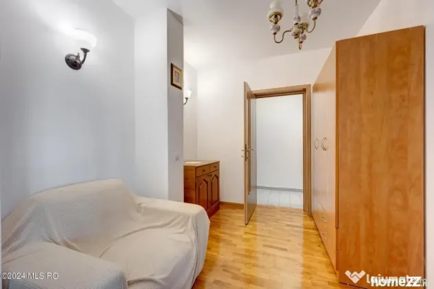 Apartament 2 camere, de inchiriat la doar 240m de statia de