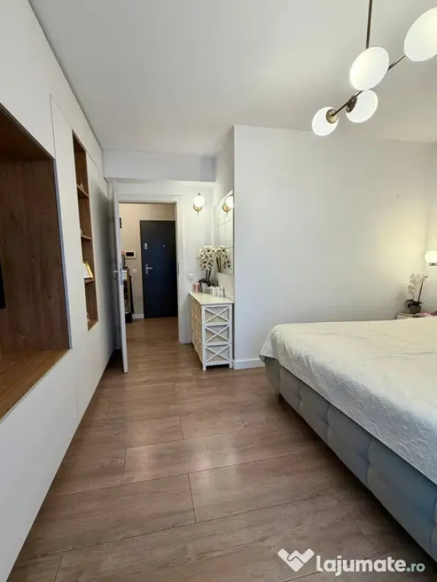 Penthouse 4 camere, 2 băi, terasă