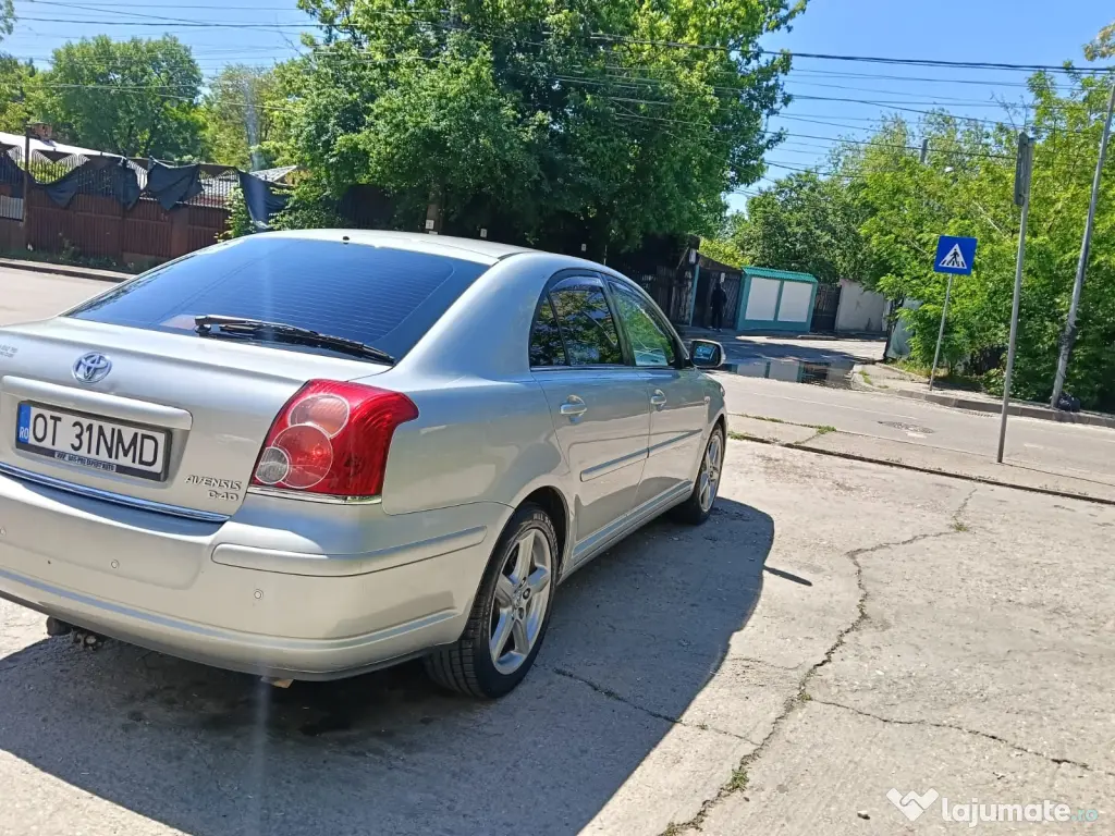 Toyota Avensis t25