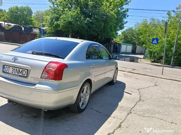 Toyota Avensis t25