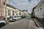 In Cartierul Evreiesc, casa 3 camere pivnita si mansarda ope 